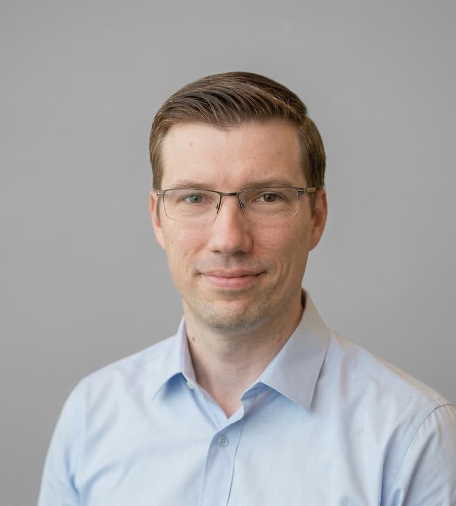 Dr. Adam Morawski